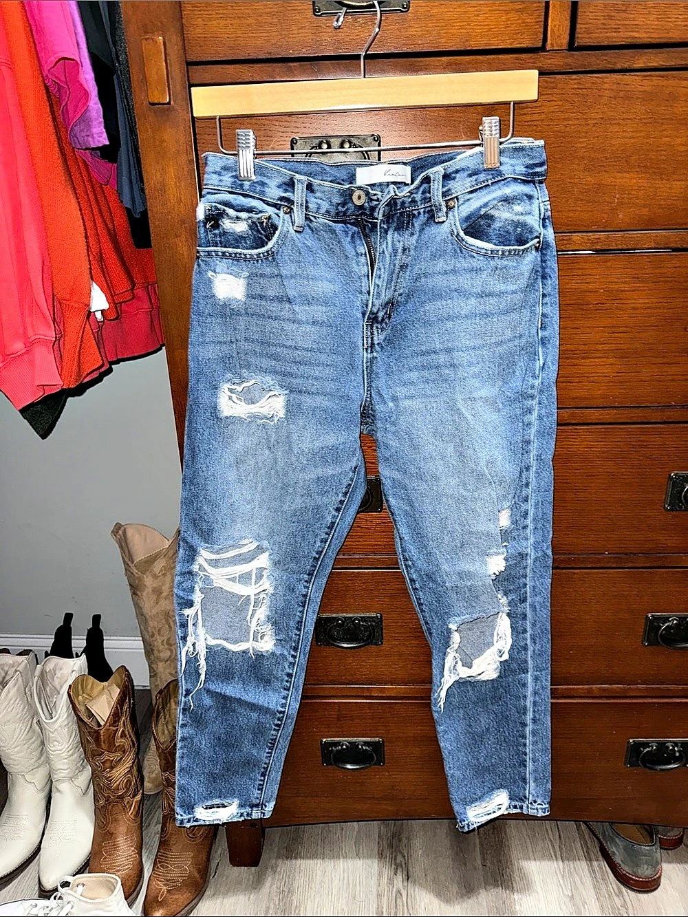 KanCan Distressed Skinny Jeans in Blue